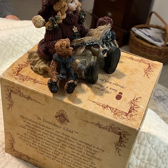 Yesterday's Child "MEGAN WITH ELLIOT & ANNIE’’ - Picture 10 of 14